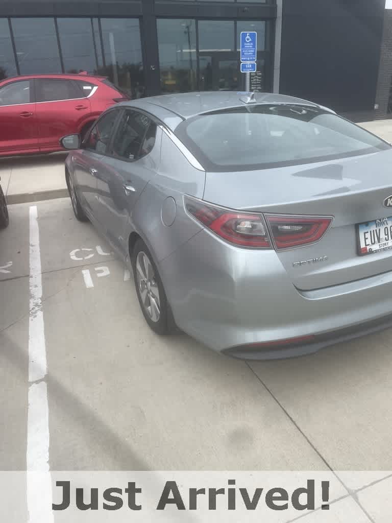 Thumbnail: 2016 Kia Optima - 4