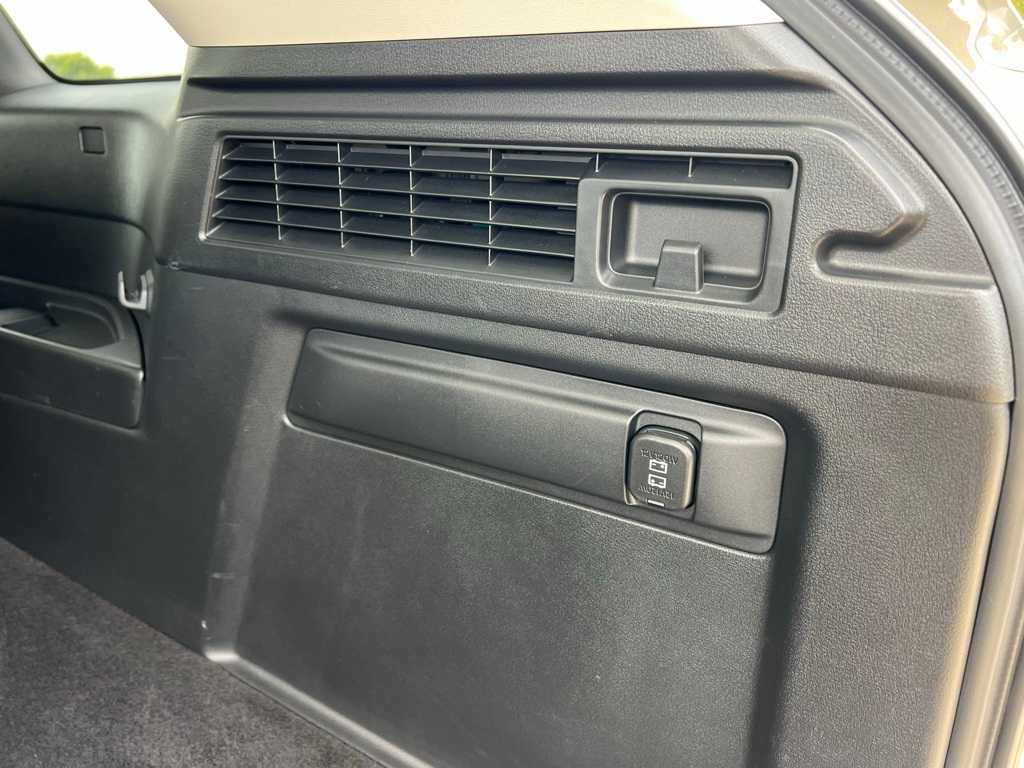 Thumbnail: 2025 Mazda CX-70 - 26