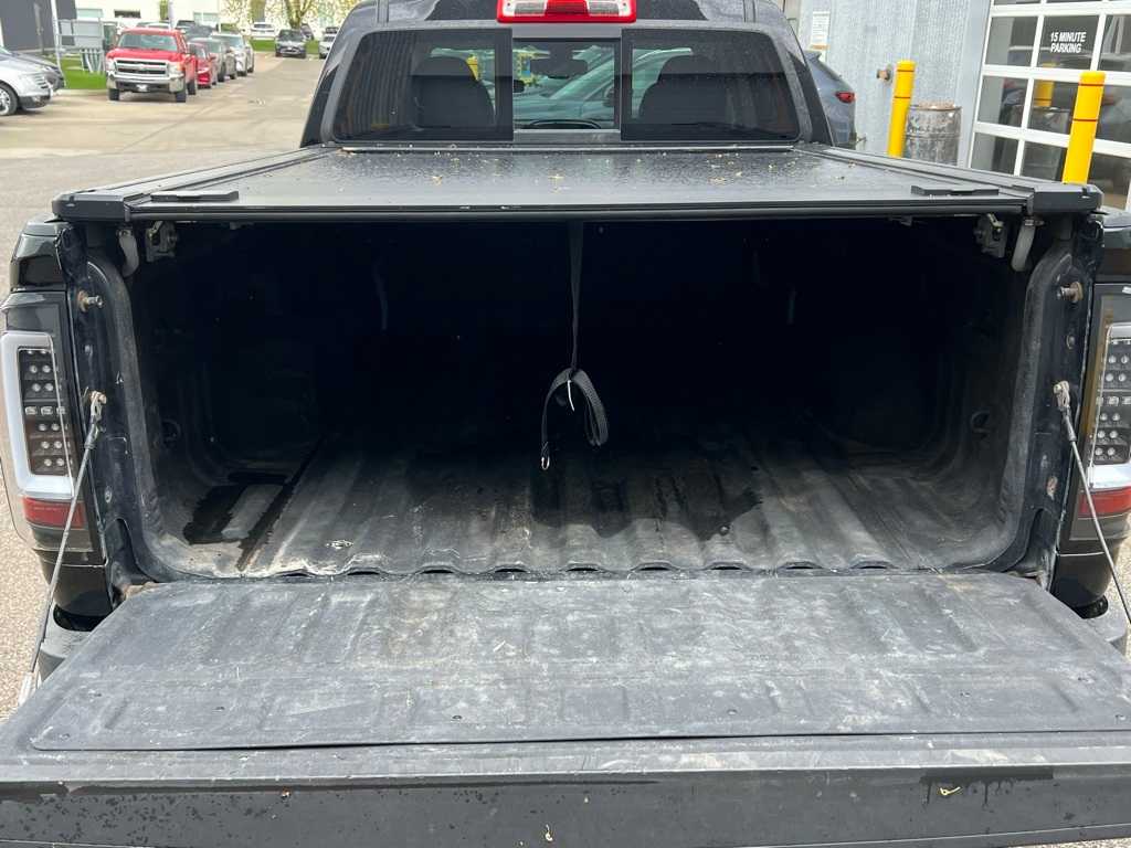 2016 GMC Canyon SLE 12