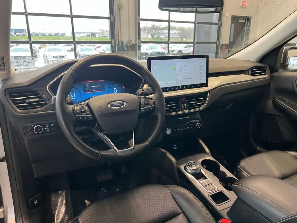 Thumbnail: 2023 Ford Escape - 23