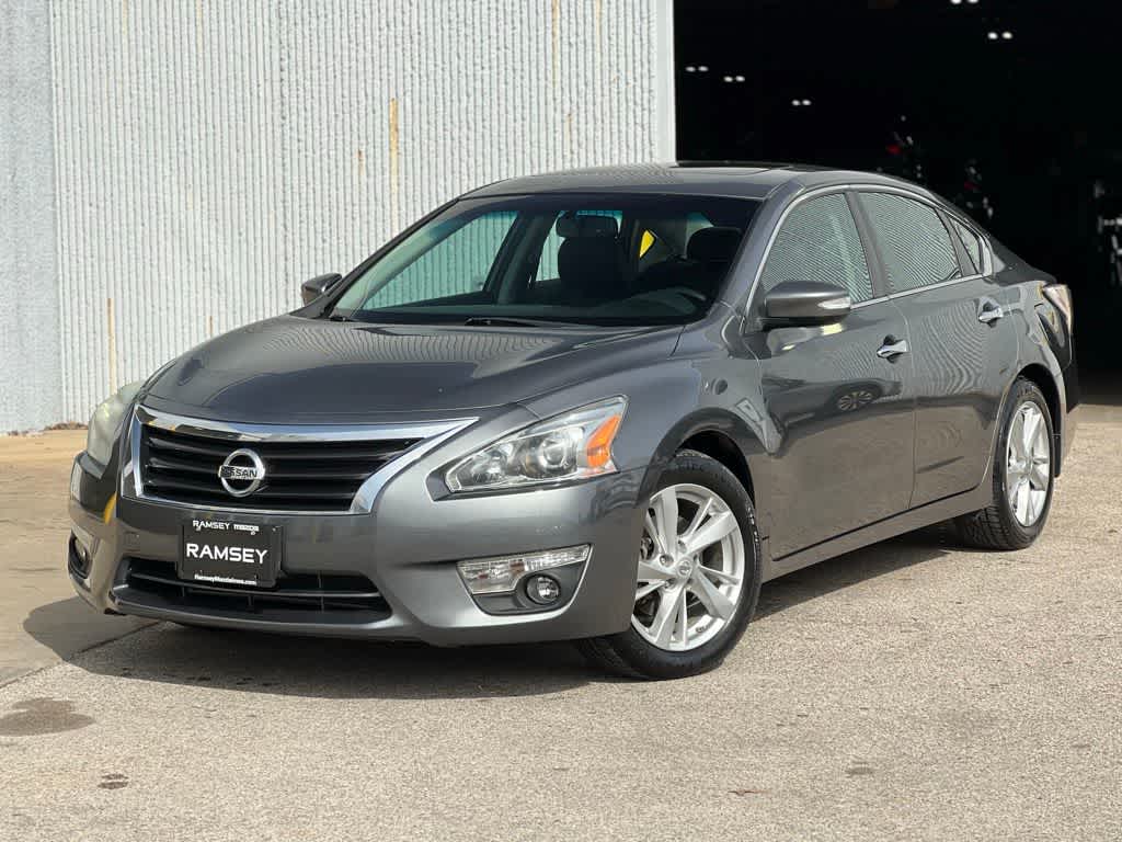 2015 Nissan Altima SL -
                  Urbandale, IA