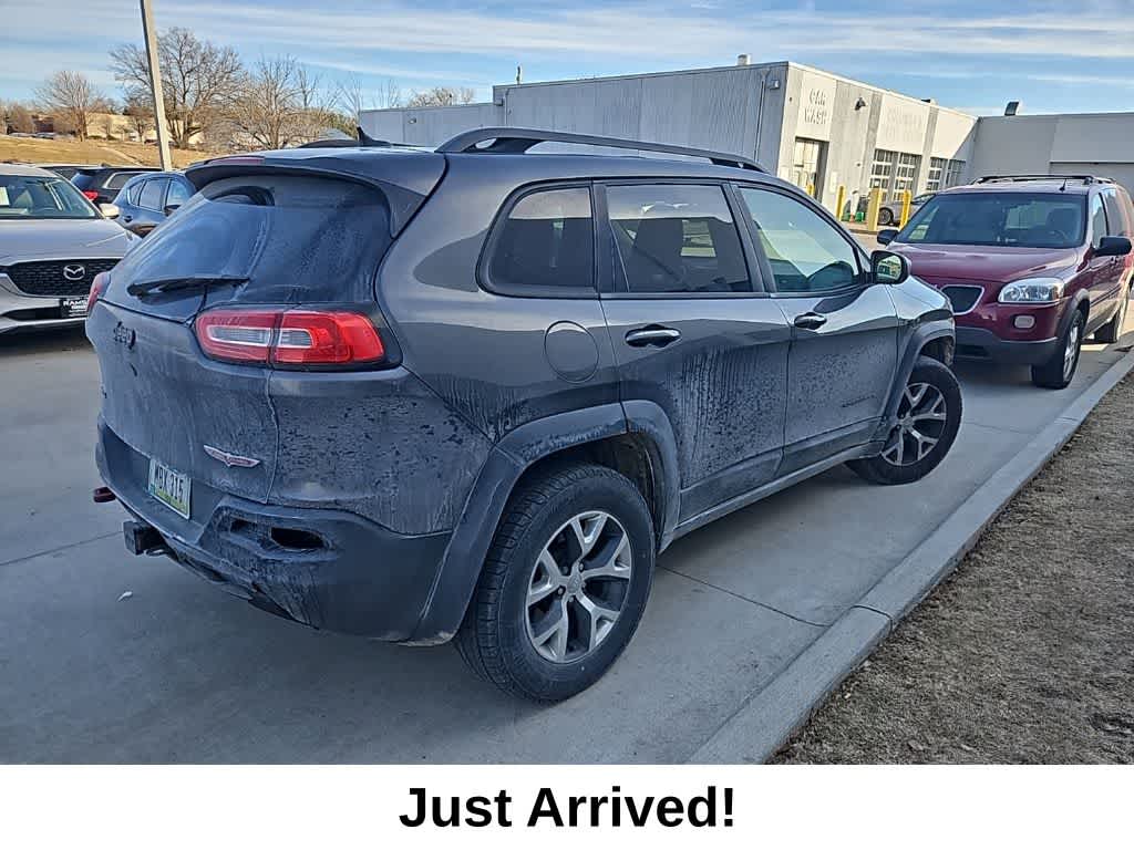 Thumbnail: 2014 Jeep Cherokee - 3