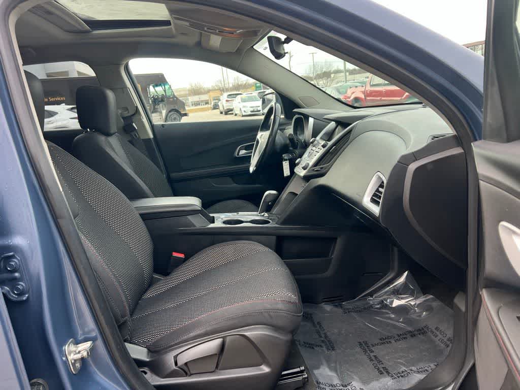 Thumbnail: 2012 Chevrolet Equinox - 23