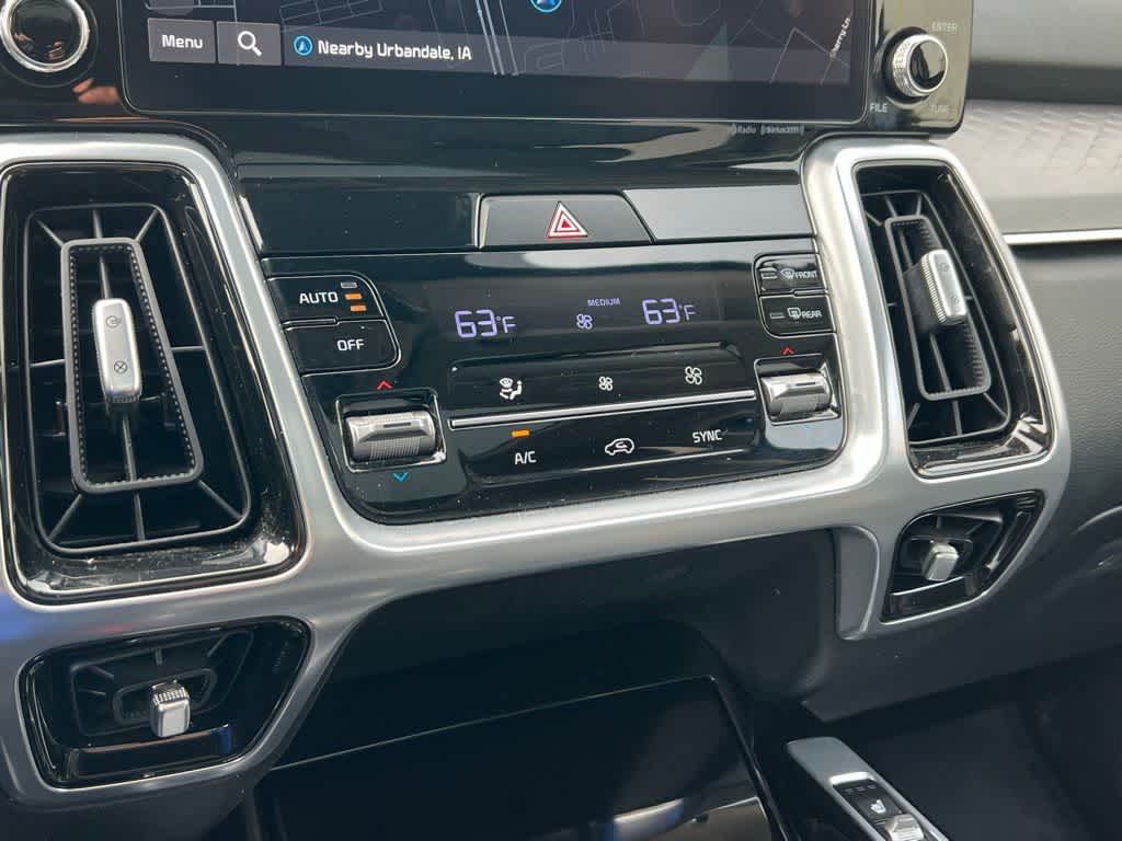 Thumbnail: 2023 Kia Sorento - 45