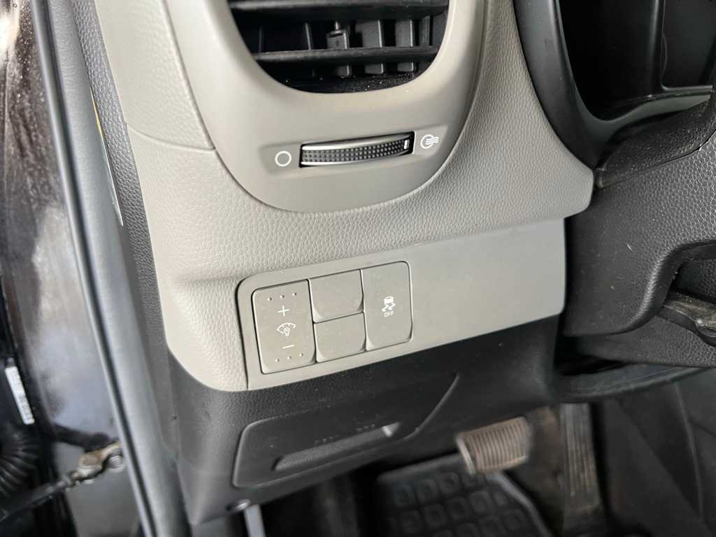 Thumbnail: 2014 Kia Soul - 13