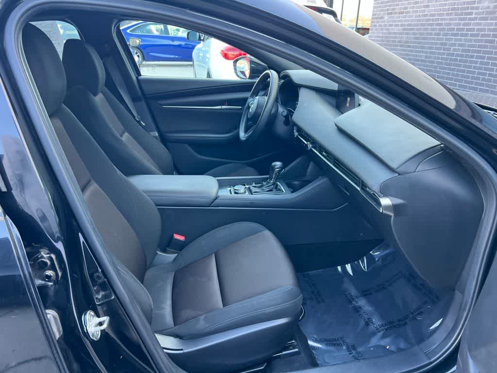 Thumbnail: 2021 Mazda Mazda3 - 16