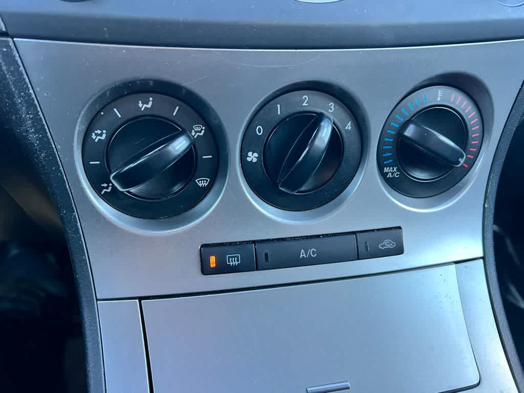 Thumbnail: 2011 Mazda Mazda3 - 29