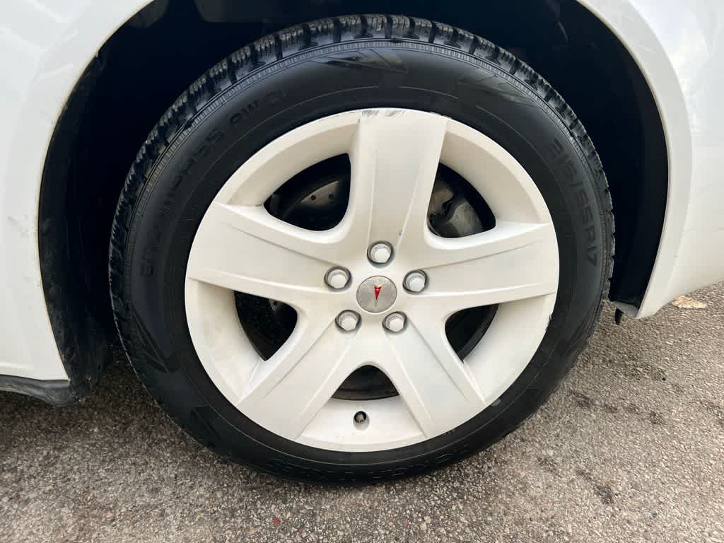 Thumbnail: 2009 Pontiac G6 - 13