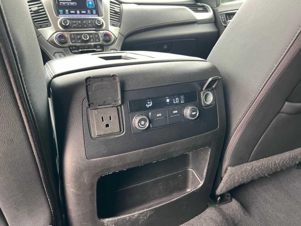Thumbnail: 2019 Chevrolet Suburban - 23