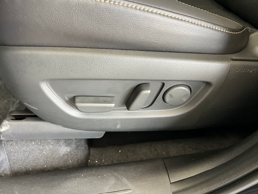 Thumbnail: 2025 Mazda CX-90 - 15