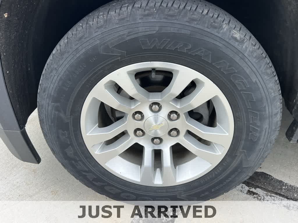 Thumbnail: 2019 Chevrolet Tahoe - 10