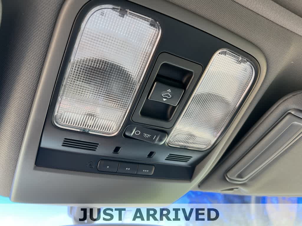 Thumbnail: 2005 Acura MDX - 28