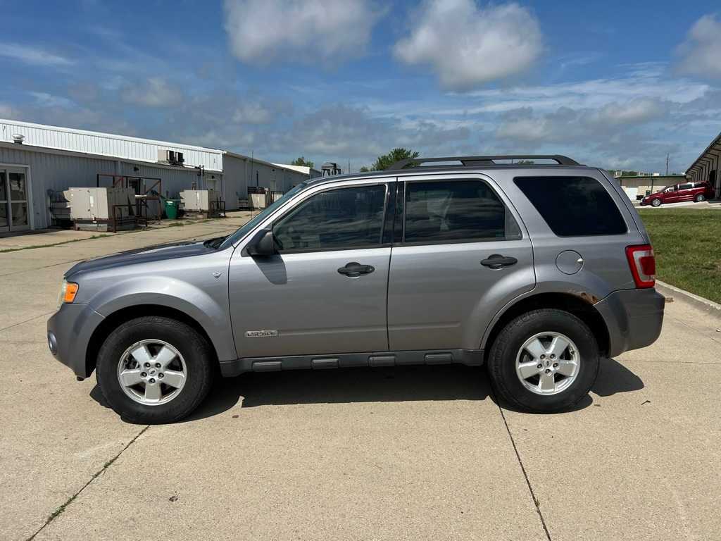 Thumbnail: 2008 Ford Escape - 3