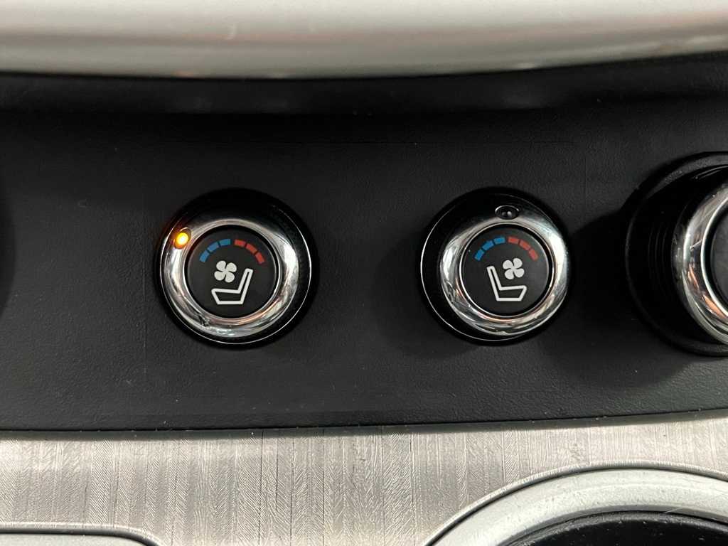 Thumbnail: 2015 Nissan Murano - 31