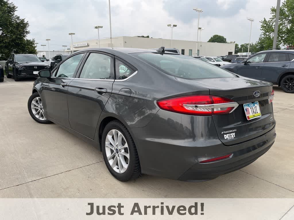 2020 Ford Fusion SEL 4