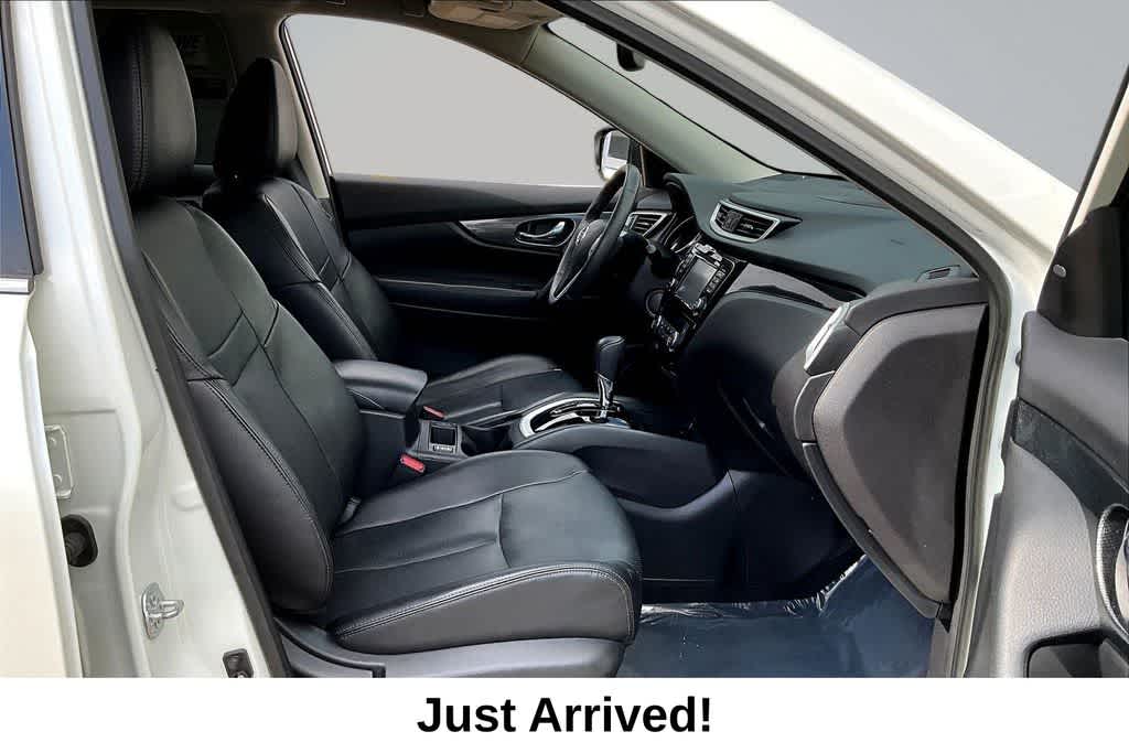 Thumbnail: 2016 Nissan Rogue - 7