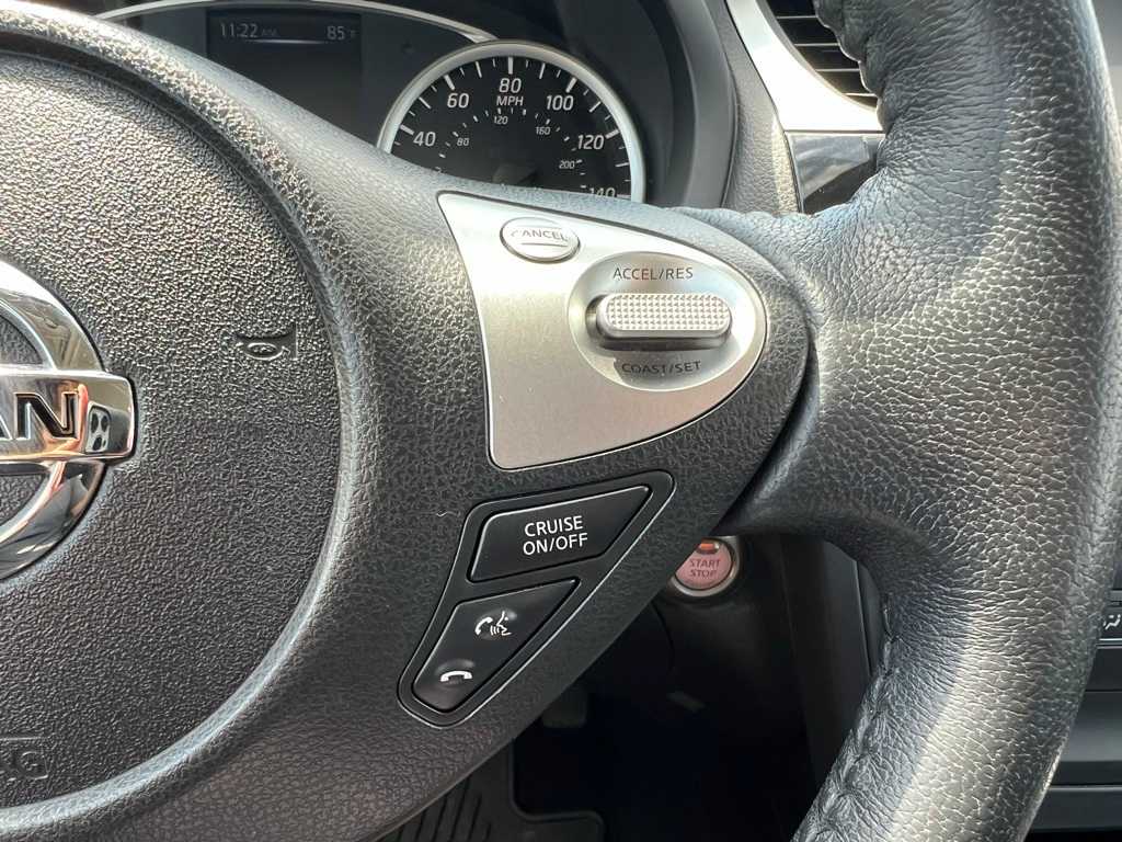 Thumbnail: 2016 Nissan Sentra - 21