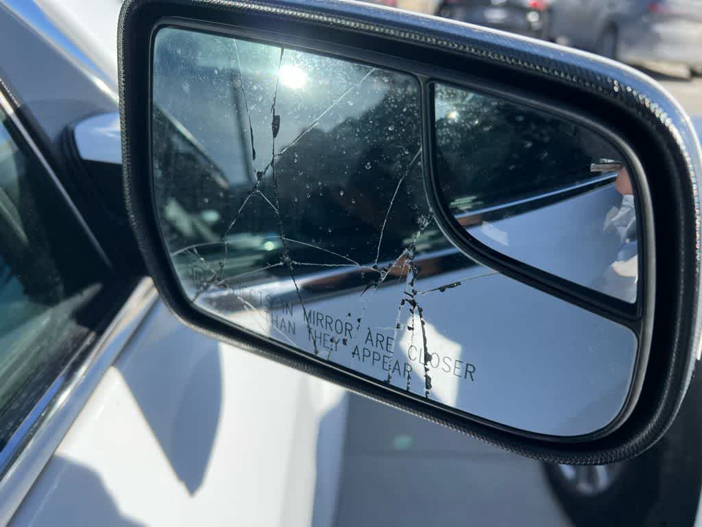 Thumbnail: 2012 Chevrolet Equinox - 38