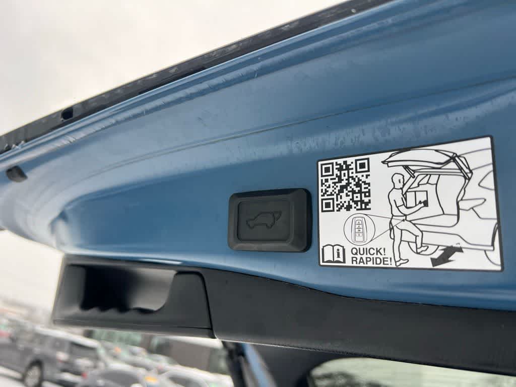 Thumbnail: 2022 Toyota RAV4 - 22