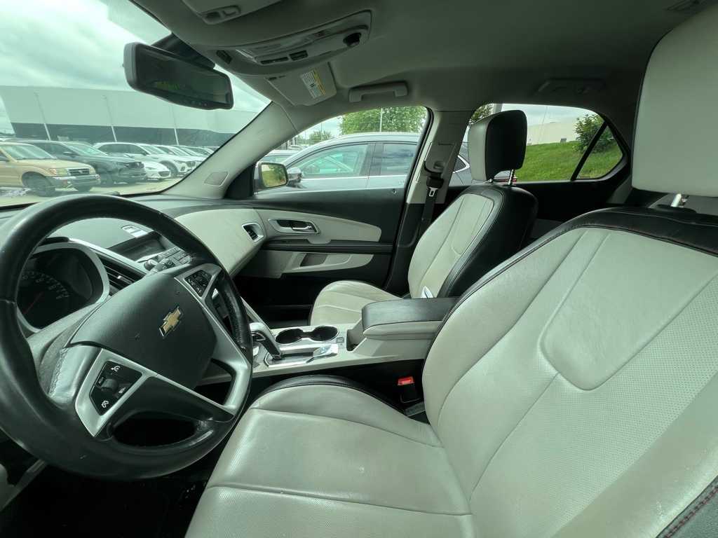Thumbnail: 2011 Chevrolet Equinox - 10
