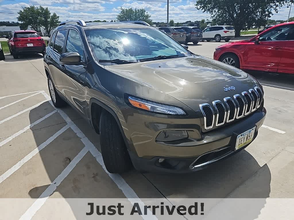 Thumbnail: 2015 Jeep Cherokee - 2