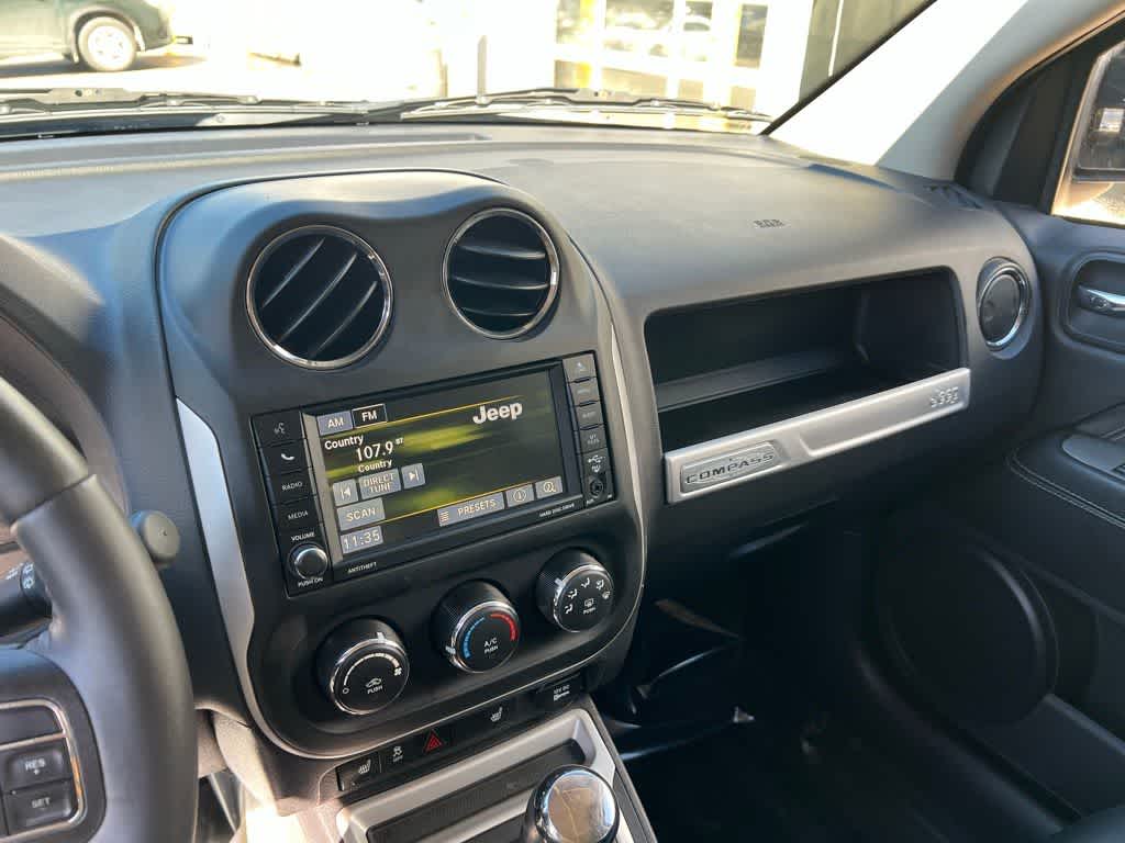 Thumbnail: 2014 Jeep Compass - 26