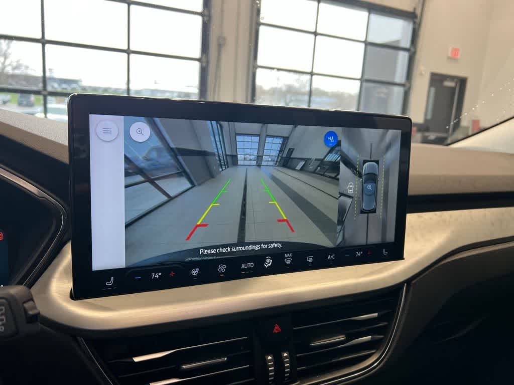 Thumbnail: 2023 Ford Escape - 27