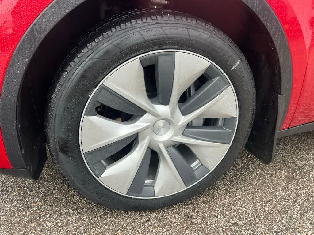 Thumbnail: 2022 Tesla Model Y - 10