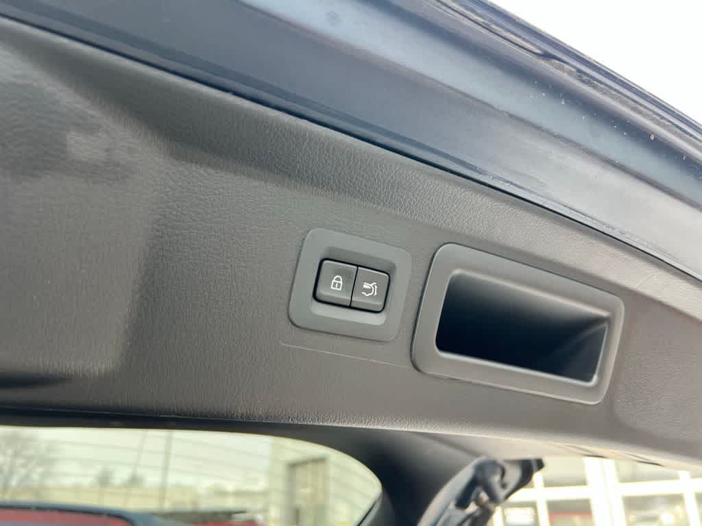 Thumbnail: 2025 Mazda CX-50 - 21