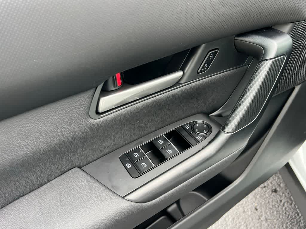 Thumbnail: 2025 Mazda CX-50 - 13