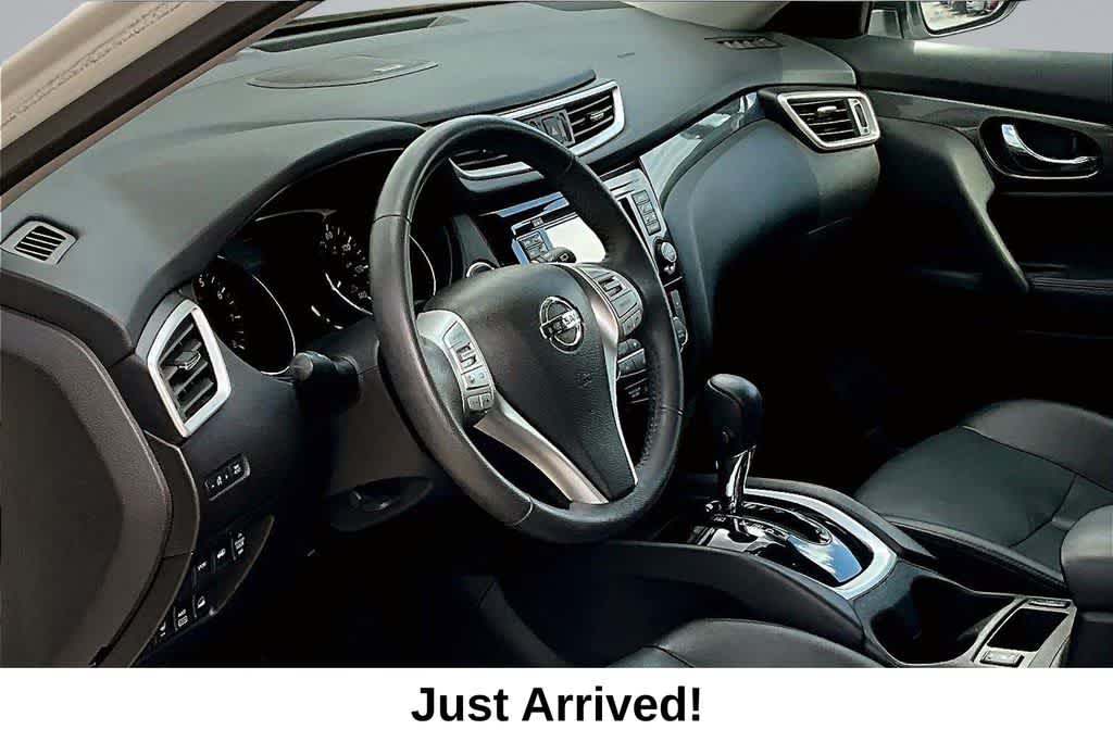 Thumbnail: 2016 Nissan Rogue - 13