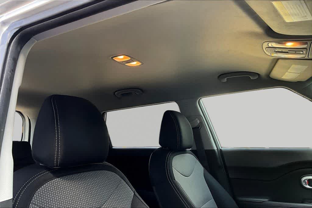 Thumbnail: 2018 Kia Soul - 17