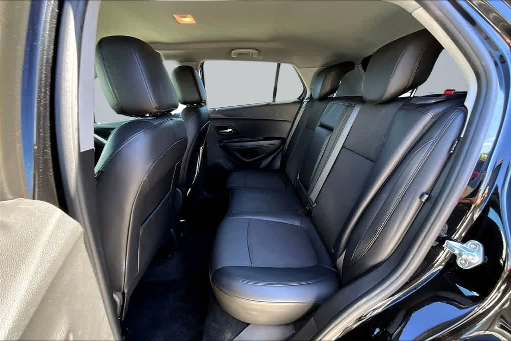 Thumbnail: 2020 Chevrolet Trax - 28