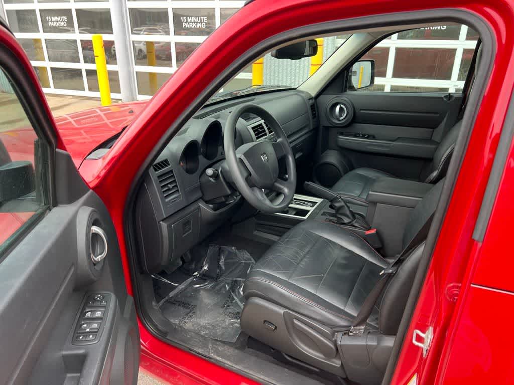 Thumbnail: 2011 Dodge Nitro - 2