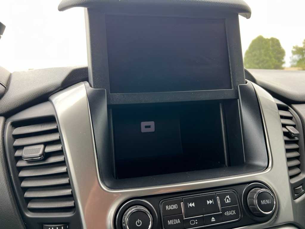 Thumbnail: 2019 Chevrolet Suburban - 38