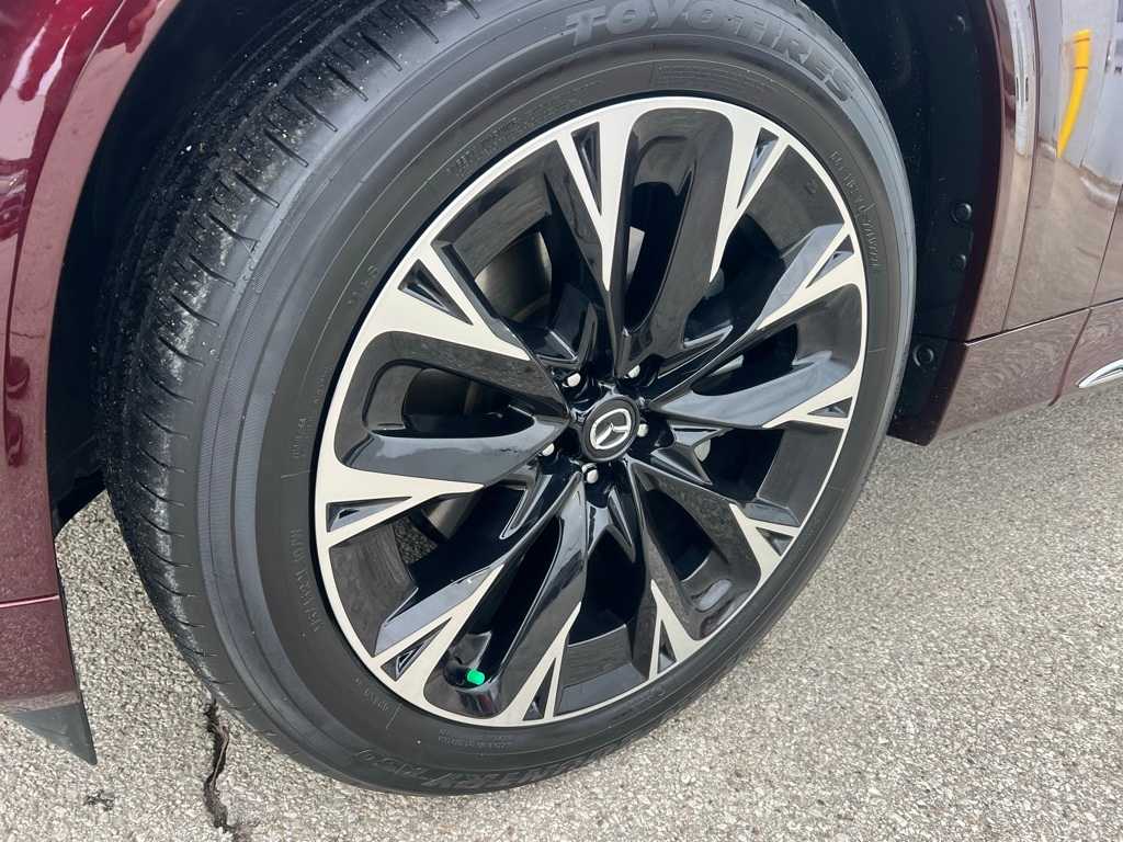 Thumbnail: 2024 Mazda CX-90 - 10