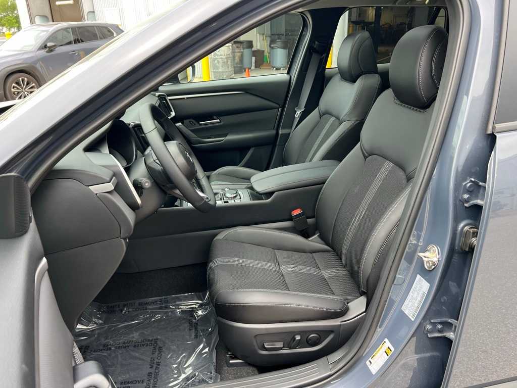 Thumbnail: 2025 Mazda CX-50 - 12