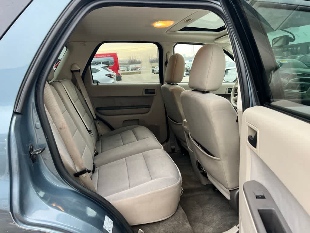 Thumbnail: 2011 Ford Escape - 23