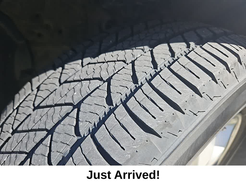 Thumbnail: 2011 Honda CR-V - 18