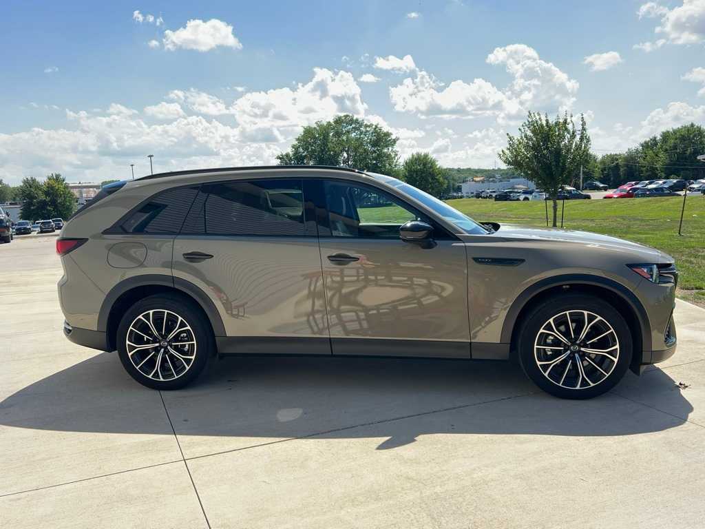 Thumbnail: 2025 Mazda CX-70 - 7