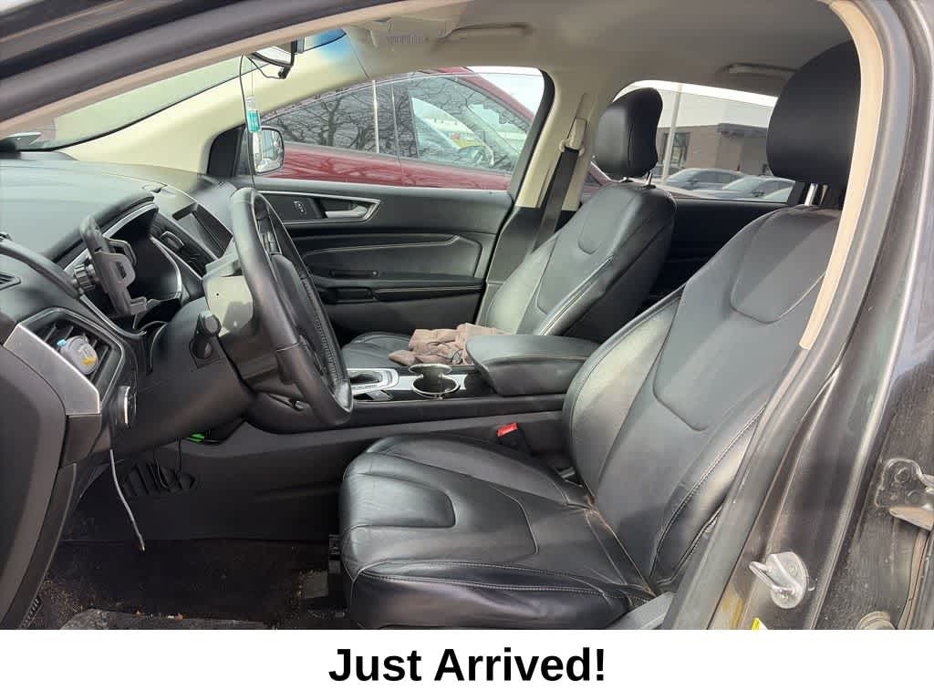 Thumbnail: 2016 Ford Edge - 6