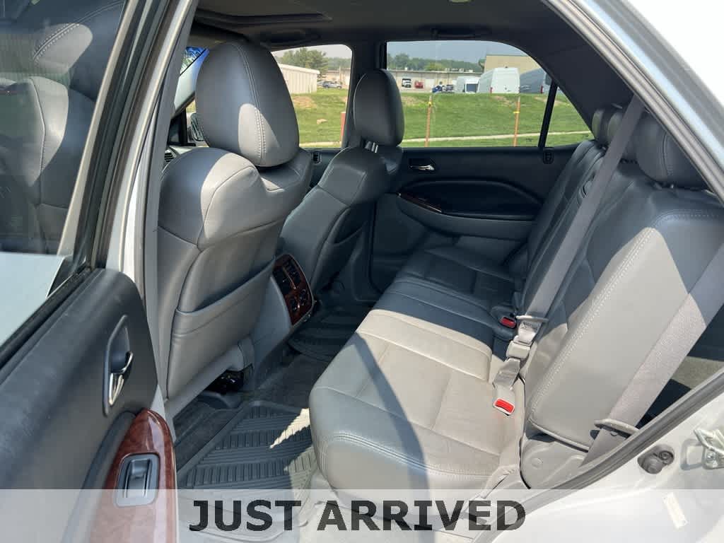 Thumbnail: 2005 Acura MDX - 14