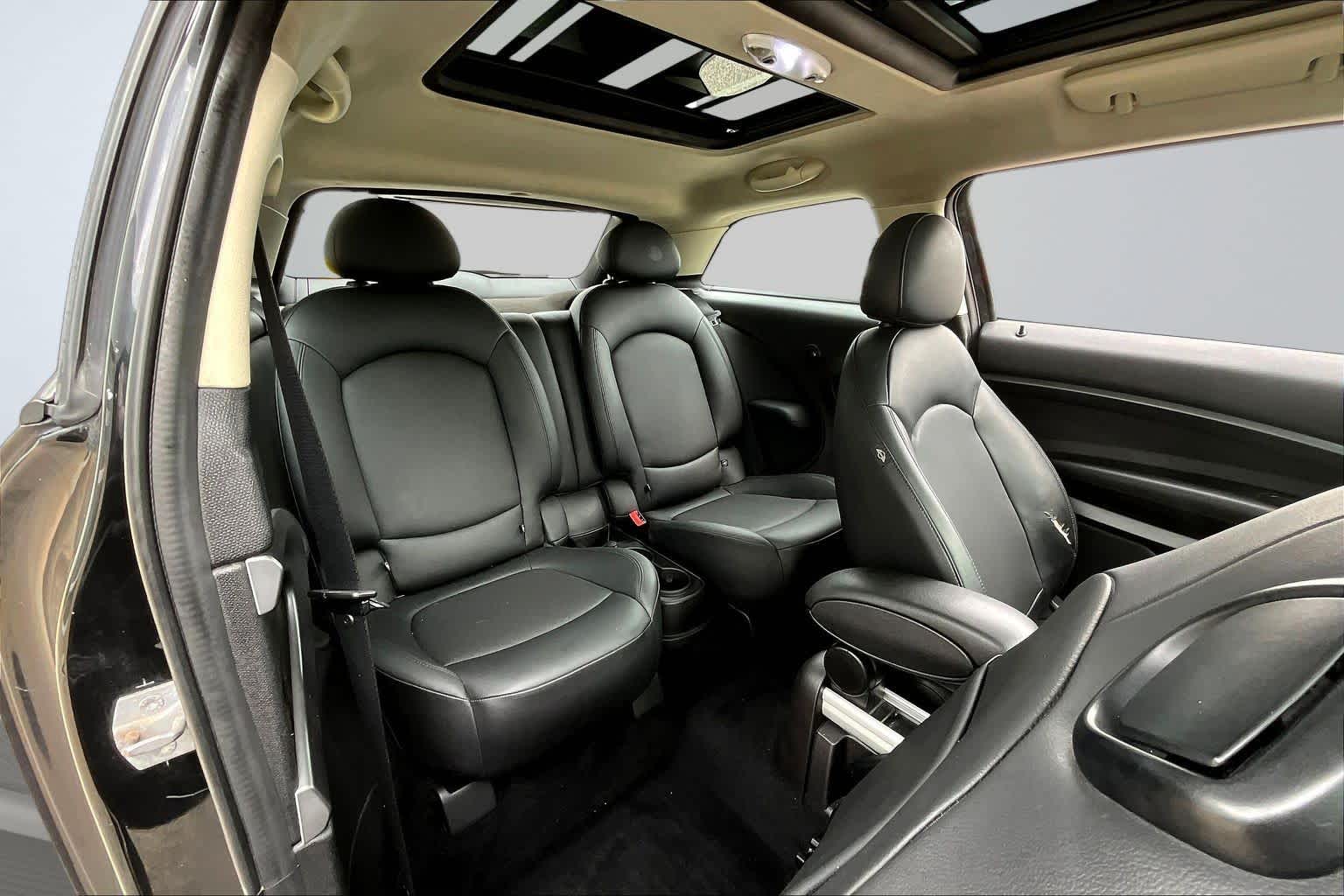 Thumbnail: 2014 MINI Cooper Paceman - 28