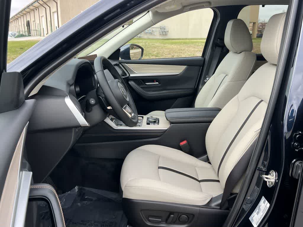 Thumbnail: 2025 Mazda CX-90 - 14