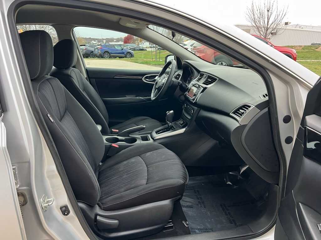 Thumbnail: 2017 Nissan Sentra - 21