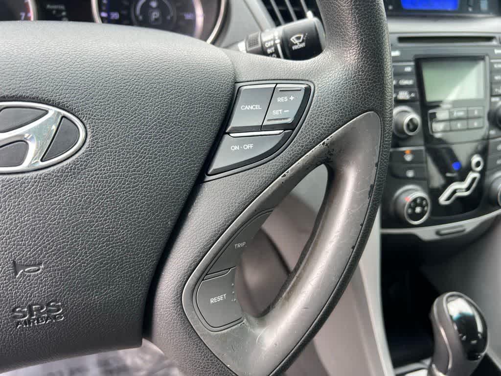 Thumbnail: 2011 Hyundai Sonata - 27