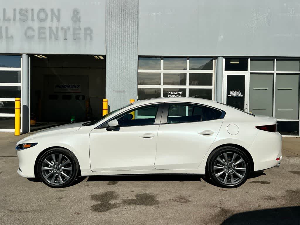 Thumbnail: 2025 Mazda Mazda3 - 2