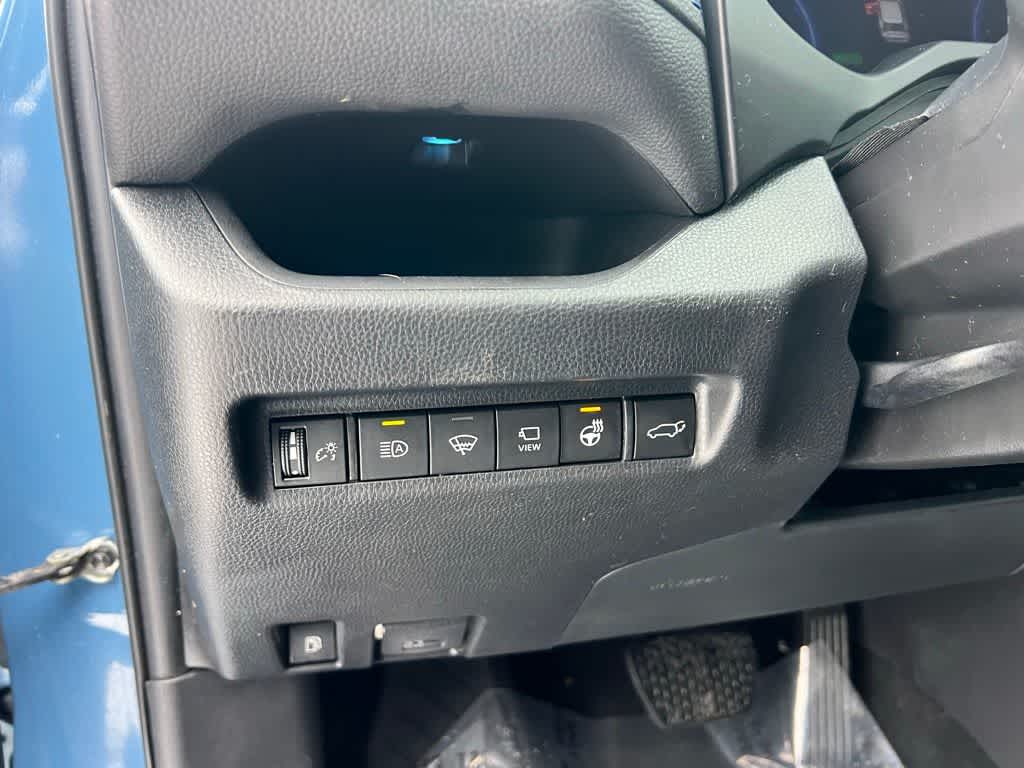 Thumbnail: 2022 Toyota RAV4 - 15