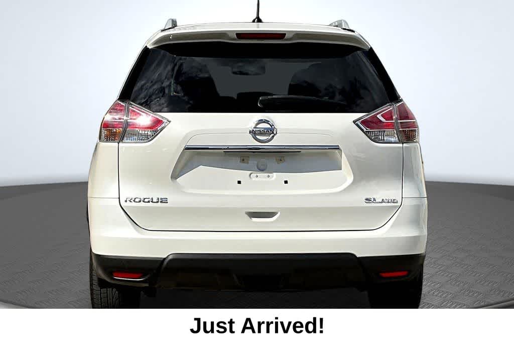 Thumbnail: 2016 Nissan Rogue - 4
