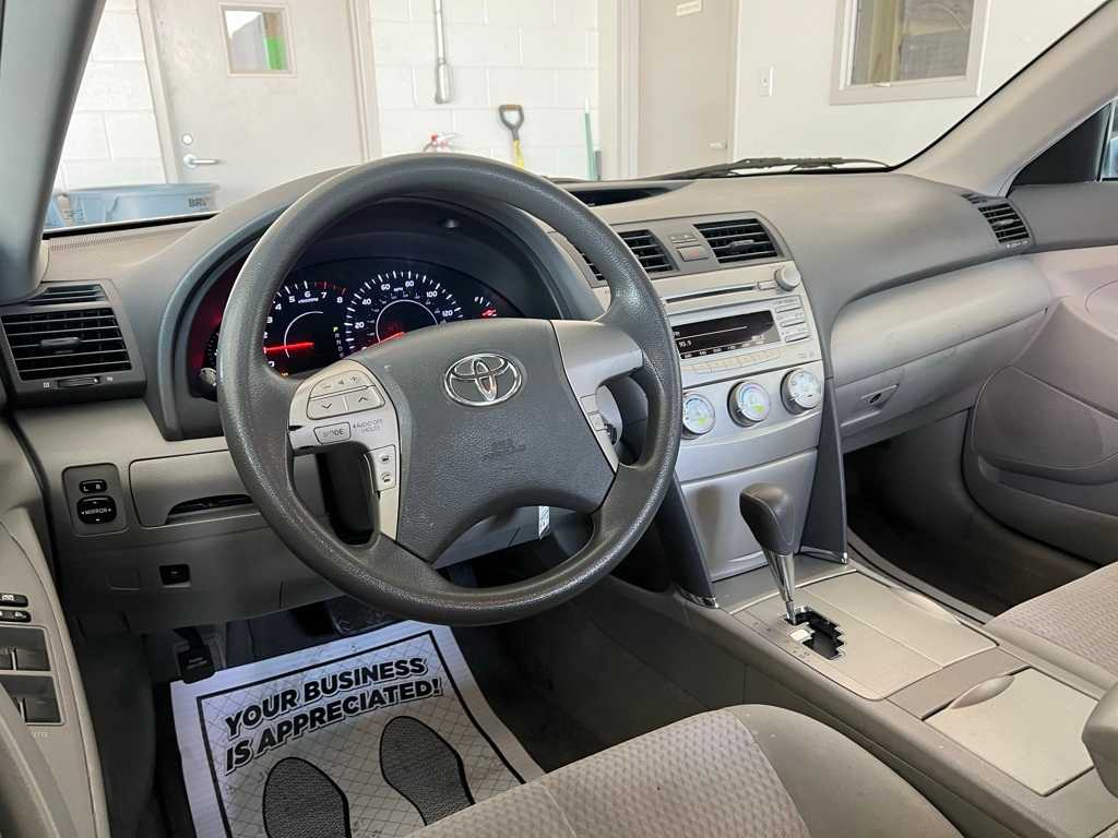 Thumbnail: 2011 Toyota Camry - 23